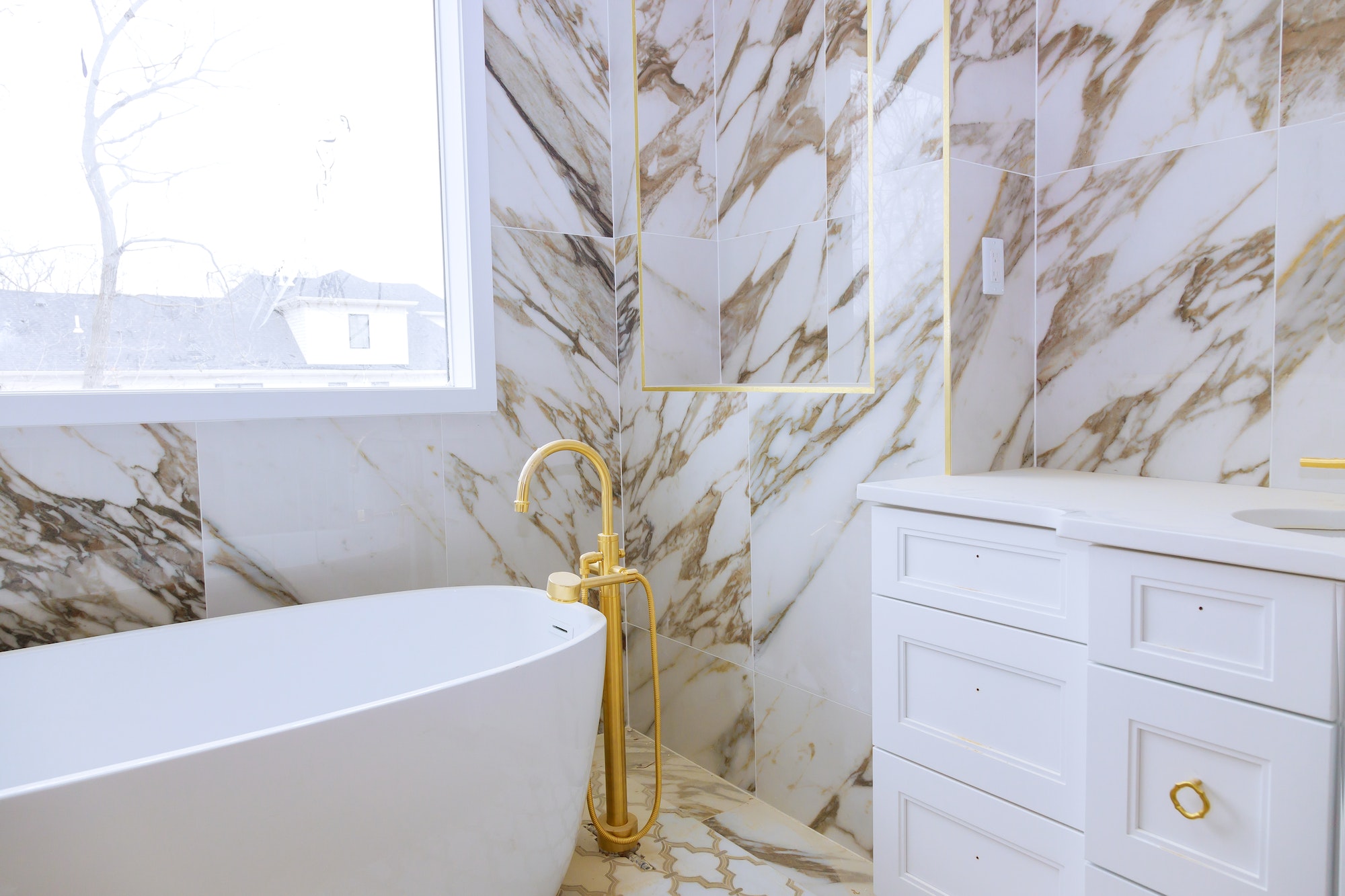 contemporary-master-bathroom-during-renovation.jpg